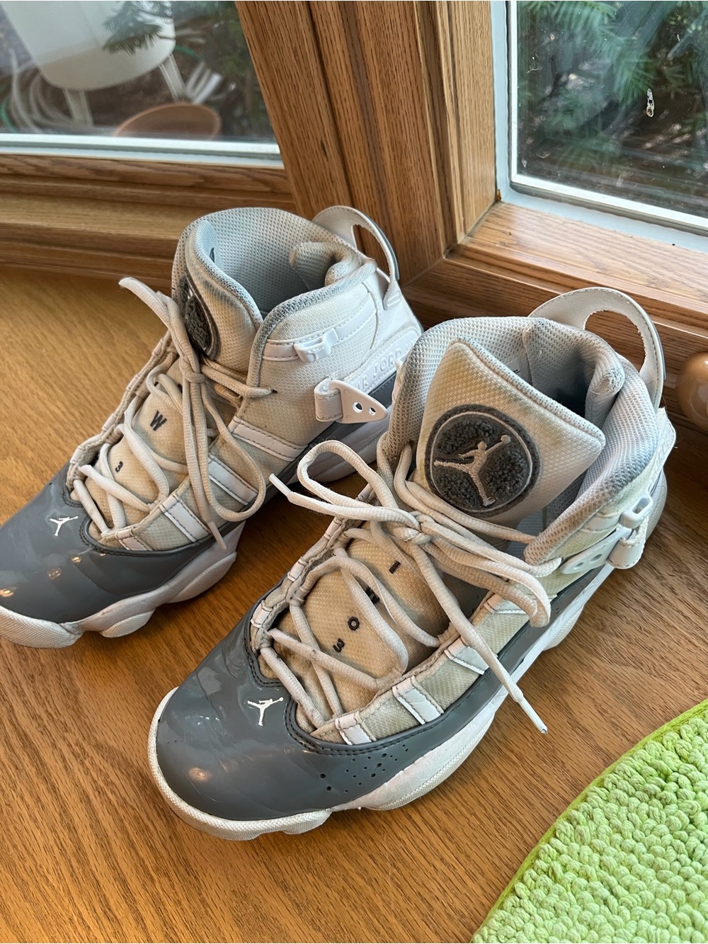 Jordan 6 Rings Size 8 White Cool Grey Basketball Shoes 322992-121.  Jordan 6 Rin